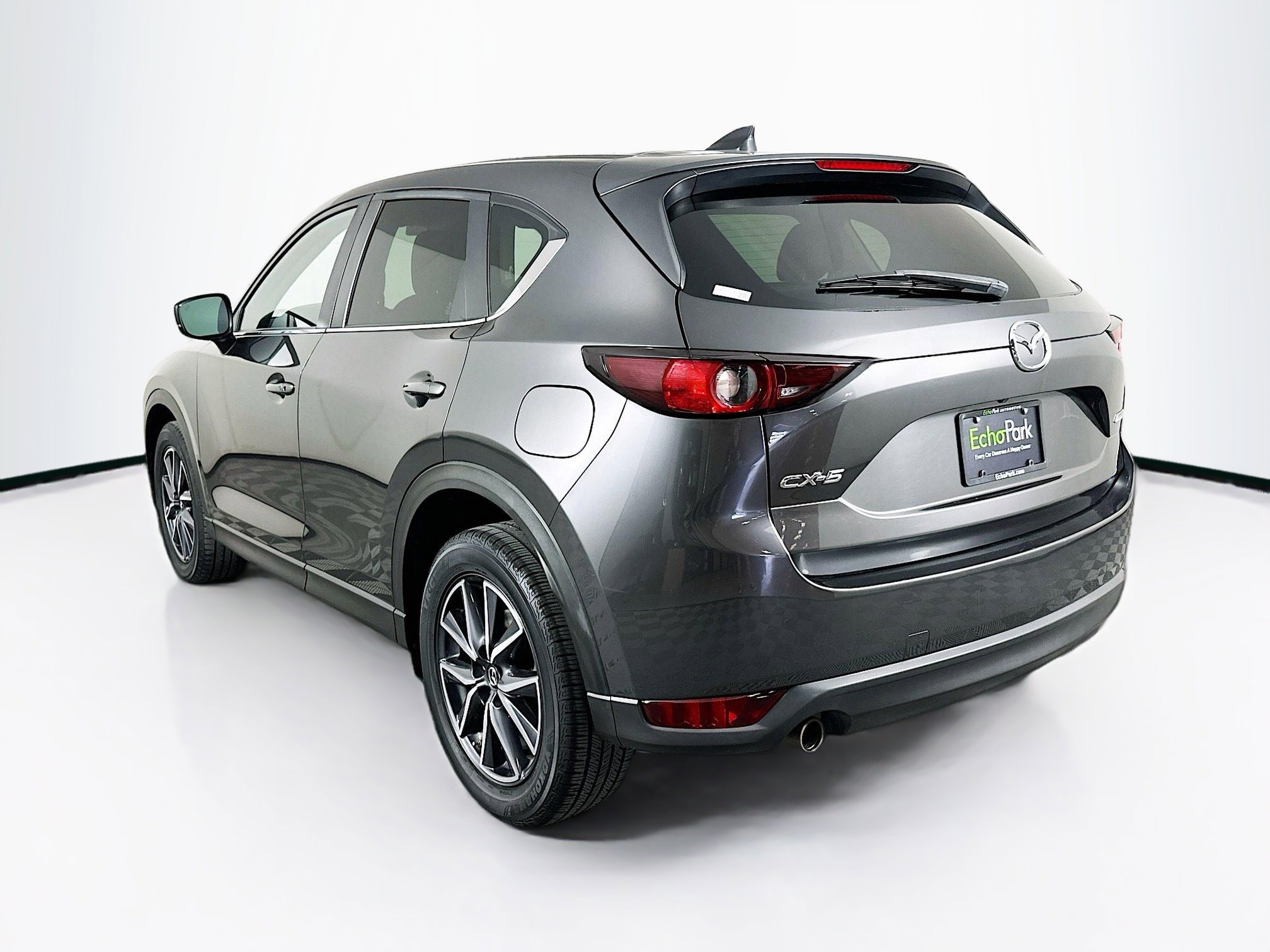 Used 2018 MAZDA CX-5 Touring w/ Preferred Equipment Package image 5