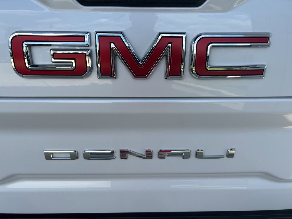 Used 2023 GMC Sierra 2500 Denali w/ Denali Ultimate Package AWD/4WD image 35