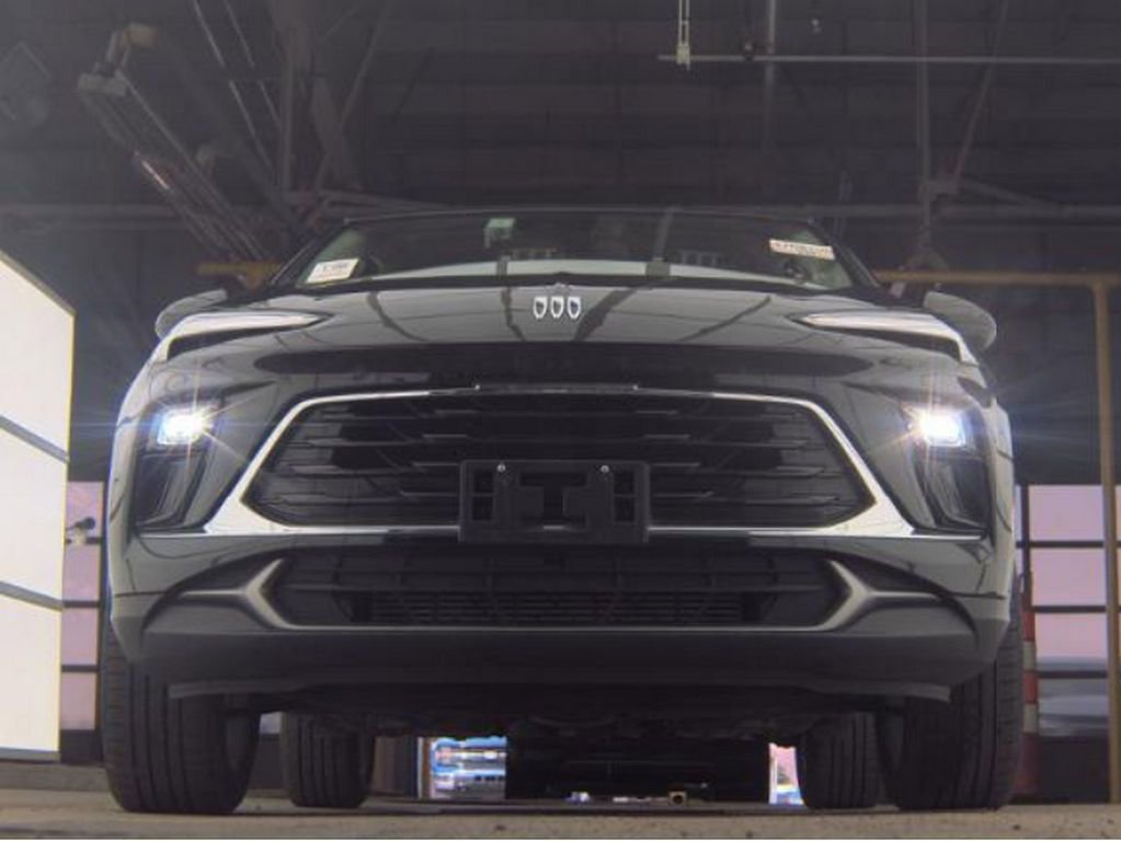 Used 2025 Buick Encore GX Preferred image 3