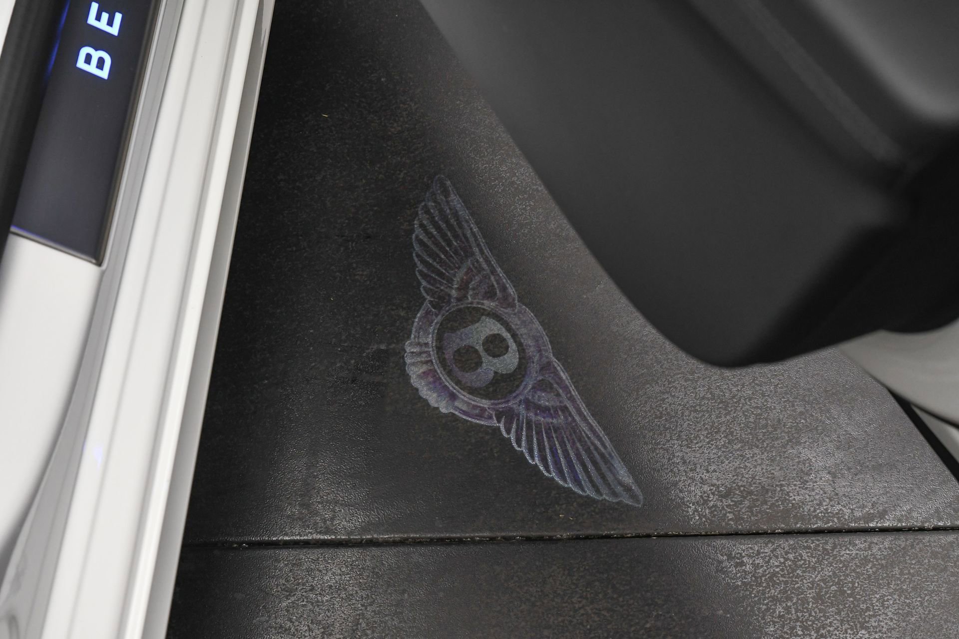 New 2025 Bentley Flying Spur Plug-In Hybrid image 45