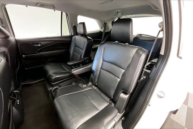Used 2021 Honda Pilot Touring image 19