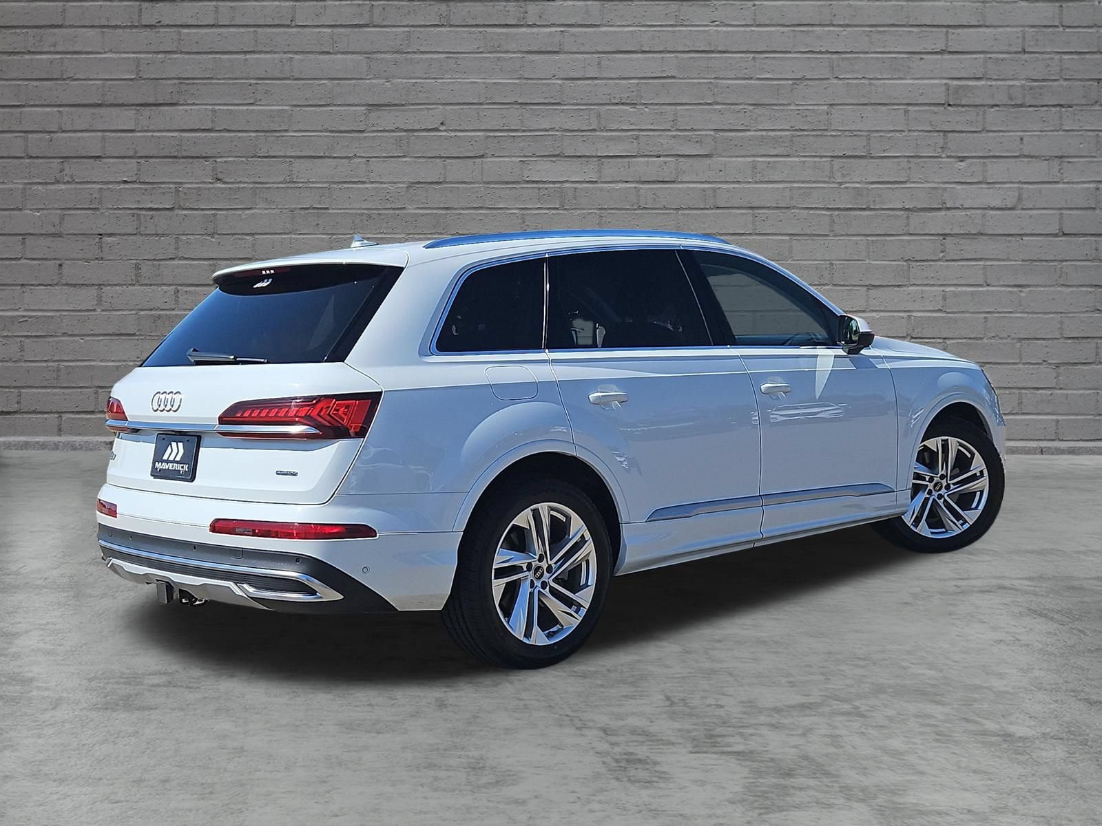 Used 2023 Audi Q7 3.0T Prestige AWD/4WD image 6