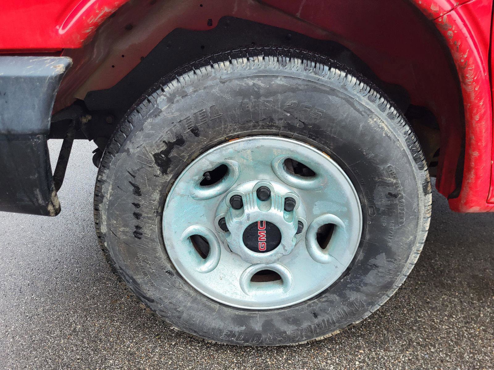 Used 2023 GMC Savana 3500 3500 w/ Driver Convenience Package image 13