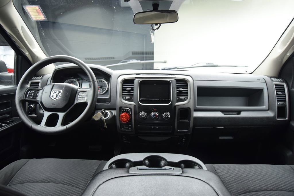 Used 2019 RAM 1500 Express w/ Express Value Package image 3