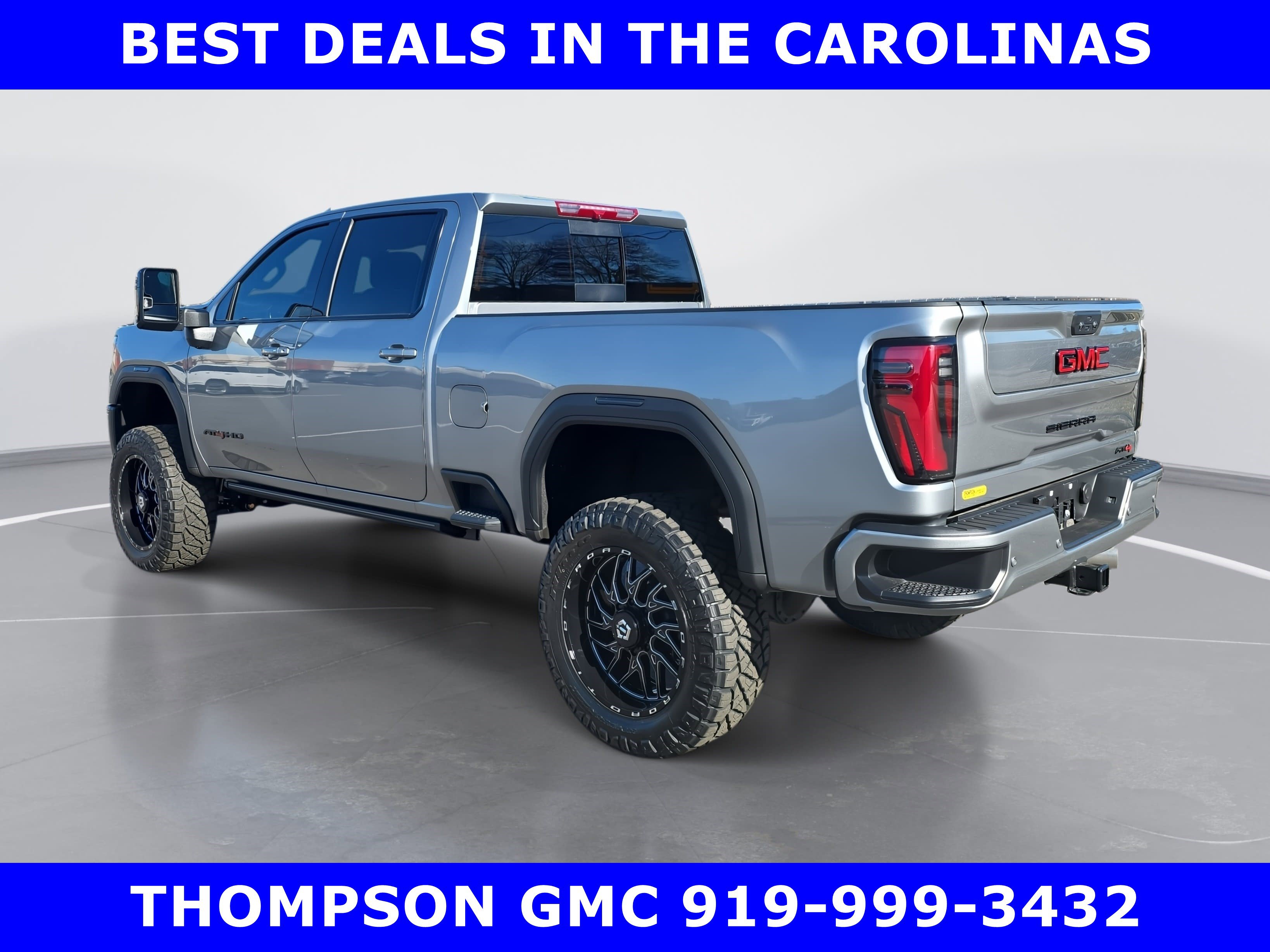 New 2026 GMC Sierra 2500 AT4 w/ AT4 Preferred Package AWD/4WD image 8