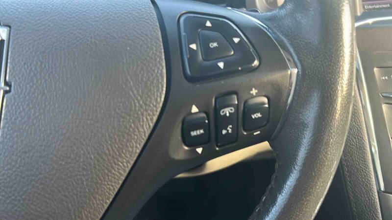 Used 2013 Lincoln MKS Base 4dr Sedan image 21