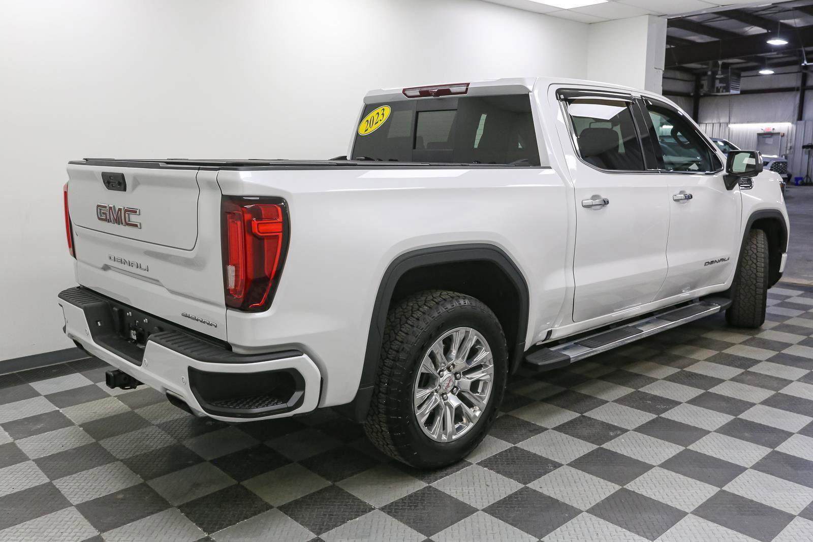 Used 2023 GMC Sierra 1500 Denali image 9