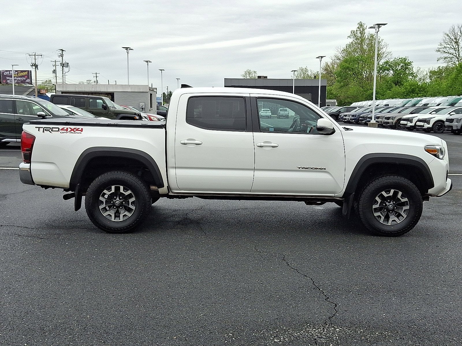 Used 2019 Toyota Tacoma TRD Off-Road AWD/4WD video 4