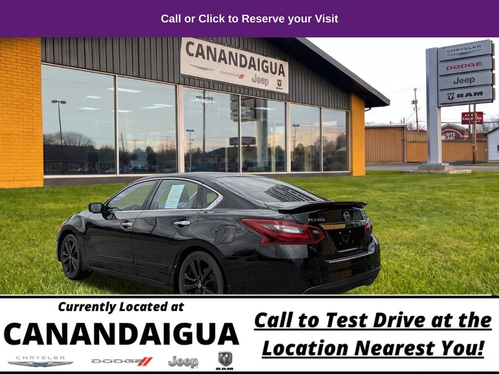 Used 2017 Nissan Altima 2.5 SR w/ Midnight Edition Package FWD image 13