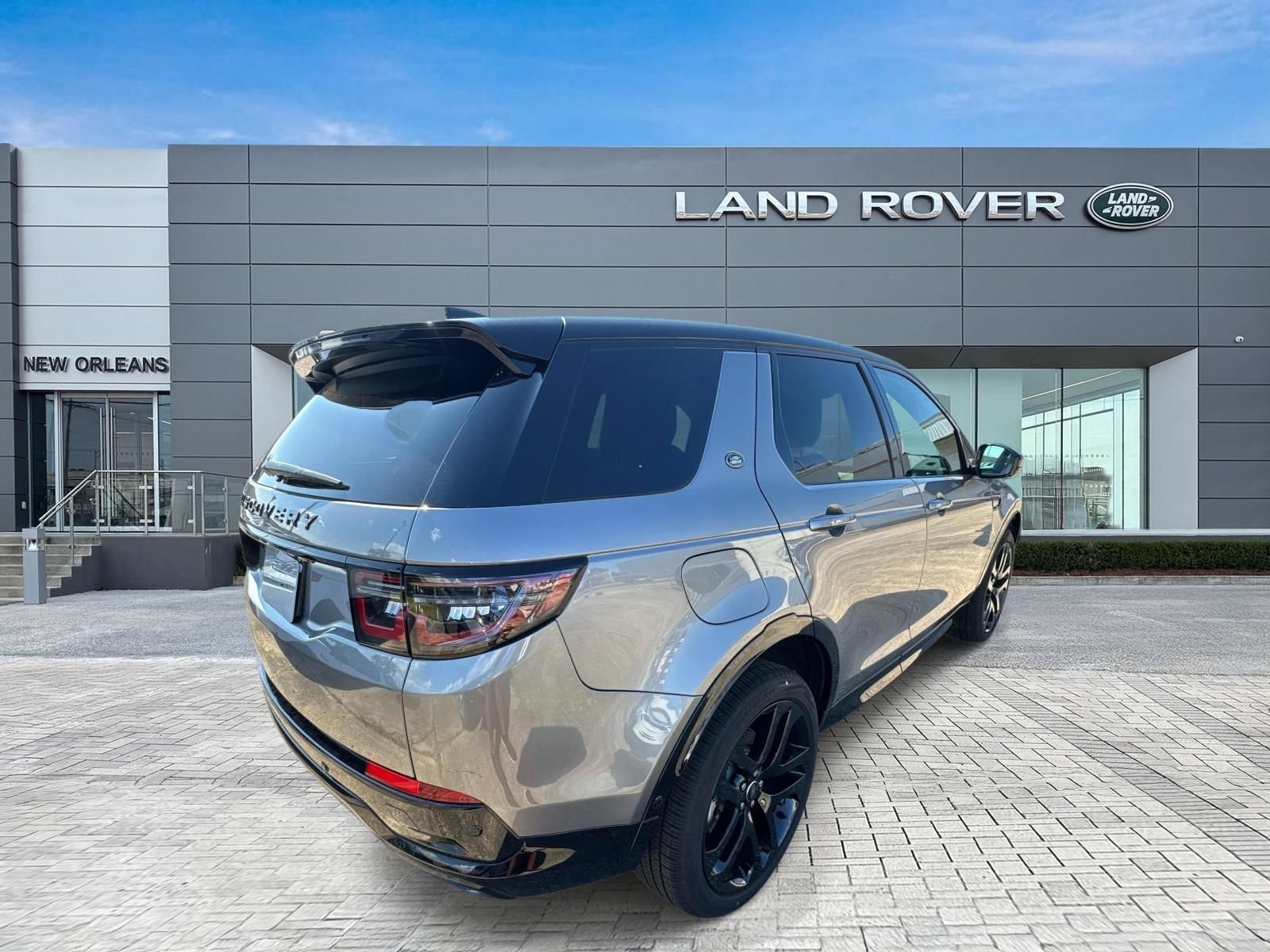 New 2025 Land Rover Discovery Sport Dynamic SE AWD/4WD image 5