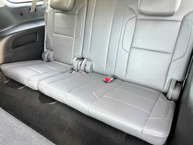 Used 2016 Chevrolet Suburban LT w/ Luxury Package AWD/4WD image 7