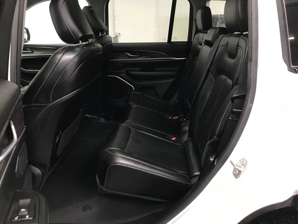 Used 2024 Jeep Grand Cherokee Limited 4xe image 26