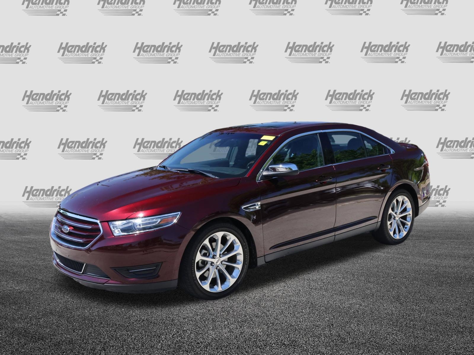 Used 2018 Ford Taurus Limited image 5