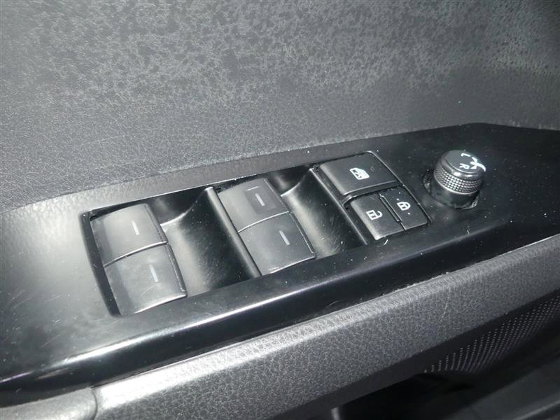 Used 2025 Toyota Camry LE image 20