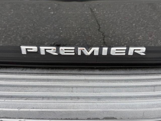Used 2023 Chevrolet Tahoe Premier w/ Premium Package 2 AWD/4WD image 22