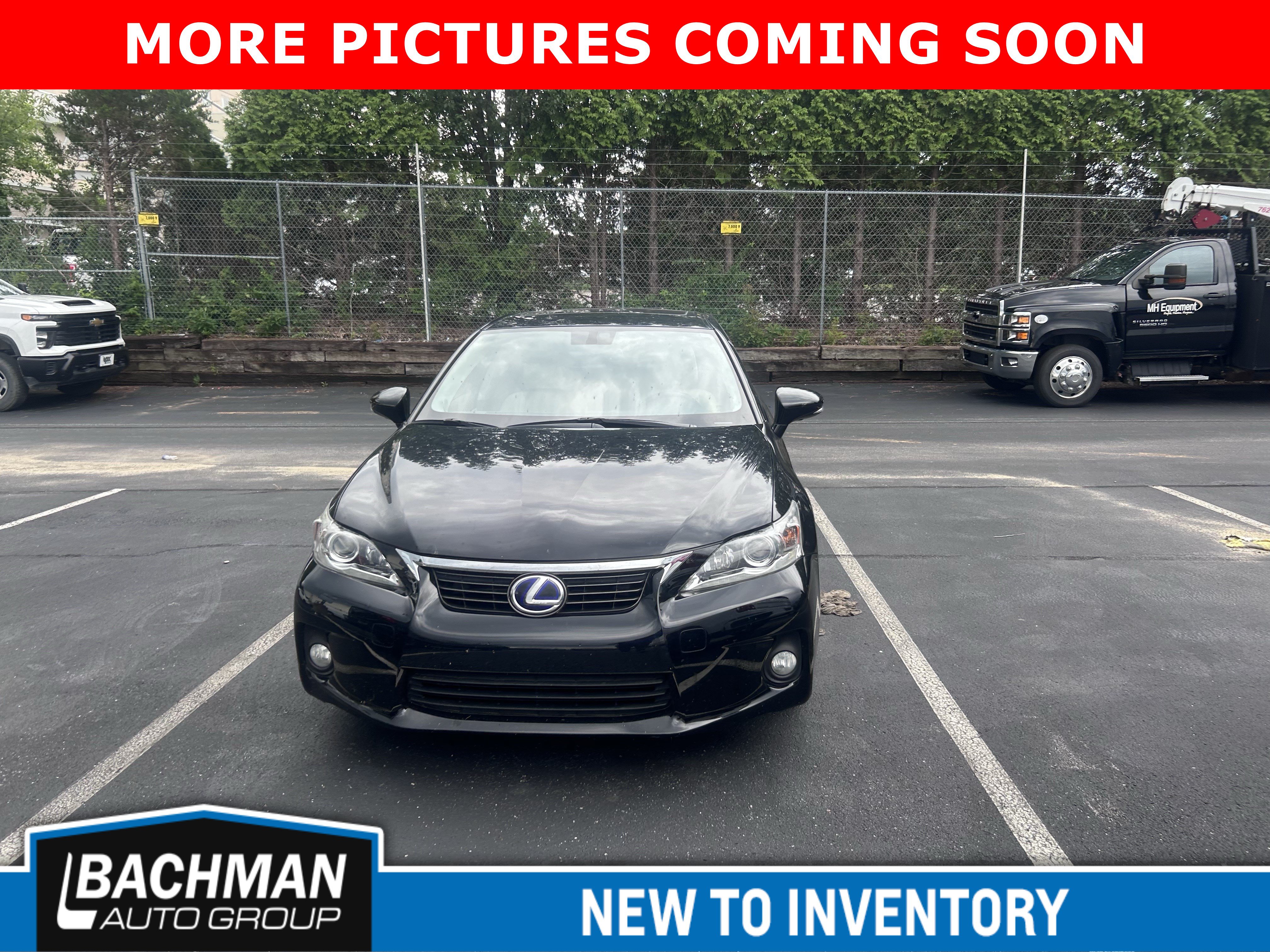 Used 2012 Lexus CT 200h Premium w/ Premium Audio Pkg FWD image 3