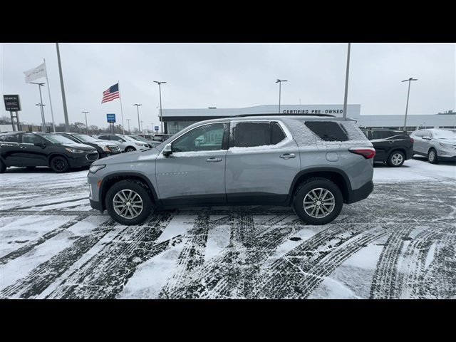 Certified 2023 Chevrolet Traverse LT w/ LPO, Floor Liner Package image 5