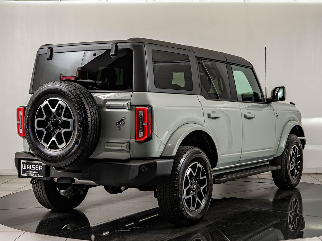 Used 2024 Ford Bronco Outer Banks image 5