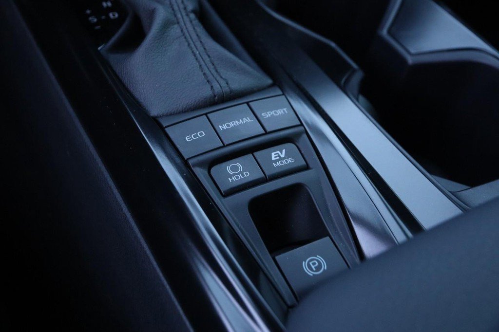 New 2026 Toyota Camry SE image 18