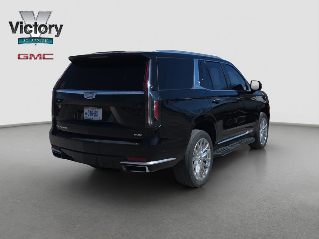 Used 2023 Cadillac Escalade Premium Luxury image 17