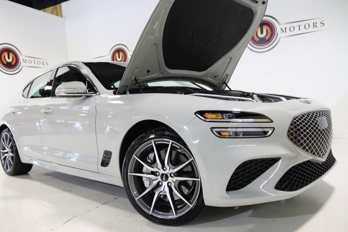 Used 2025 Genesis G70 2.5T image 65
