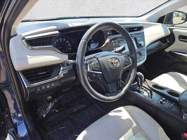 Used 2017 Toyota Avalon XLE Premium w/ All Weather Liner Package FWD image 18