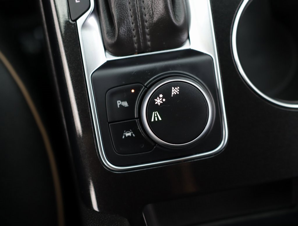 Used 2023 Chevrolet Blazer Premier w/ Enhanced Convenience Package image 19