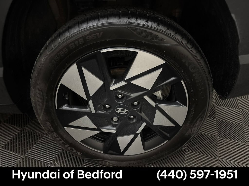 Certified 2024 Hyundai Kona SEL w/ Convenience Package AWD/4WD image 28