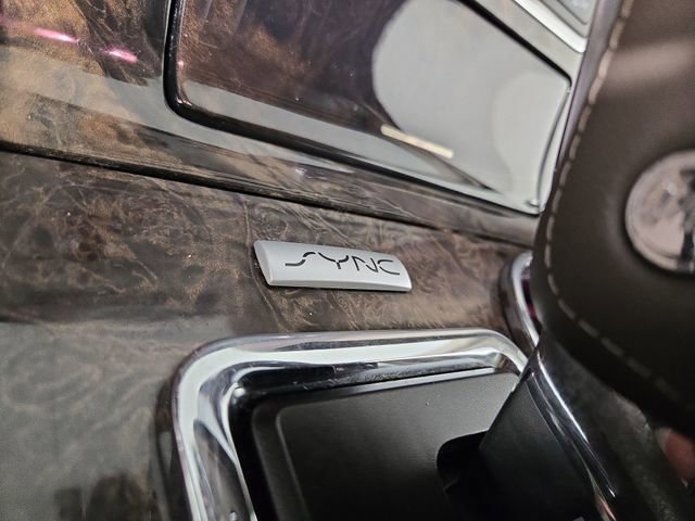 Used 2017 Lincoln Navigator Select AWD/4WD image 26