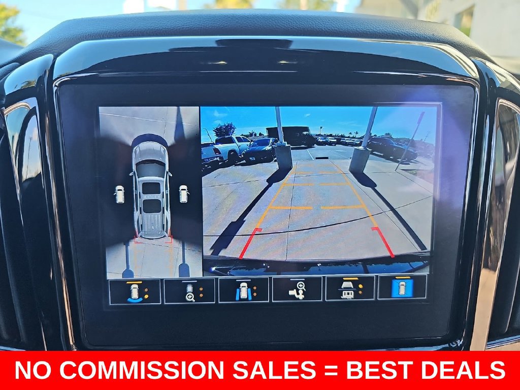 Used 2023 Chevrolet Traverse Premier w/ Redline Edition AWD/4WD image 25