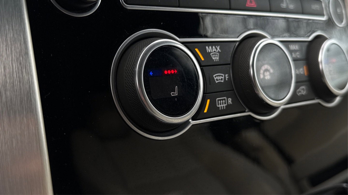 Used 2016 Land Rover Range Rover HSE image 38