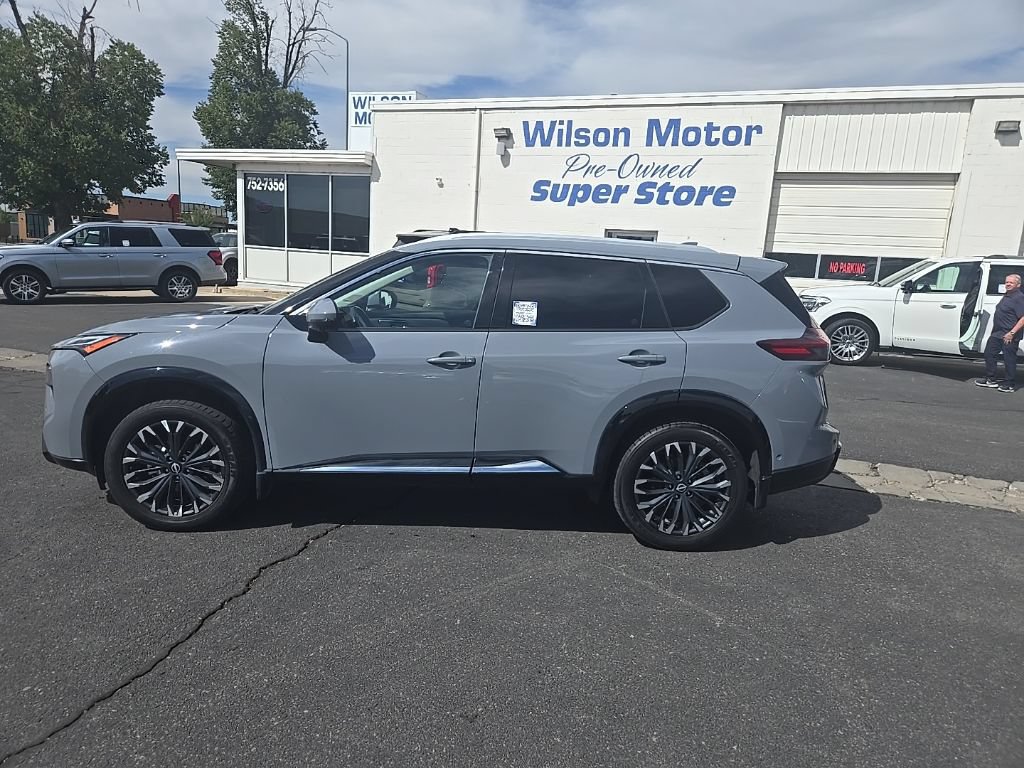 Used 2024 Nissan Rogue Platinum w/ Platinum Premium Package AWD/4WD image 8