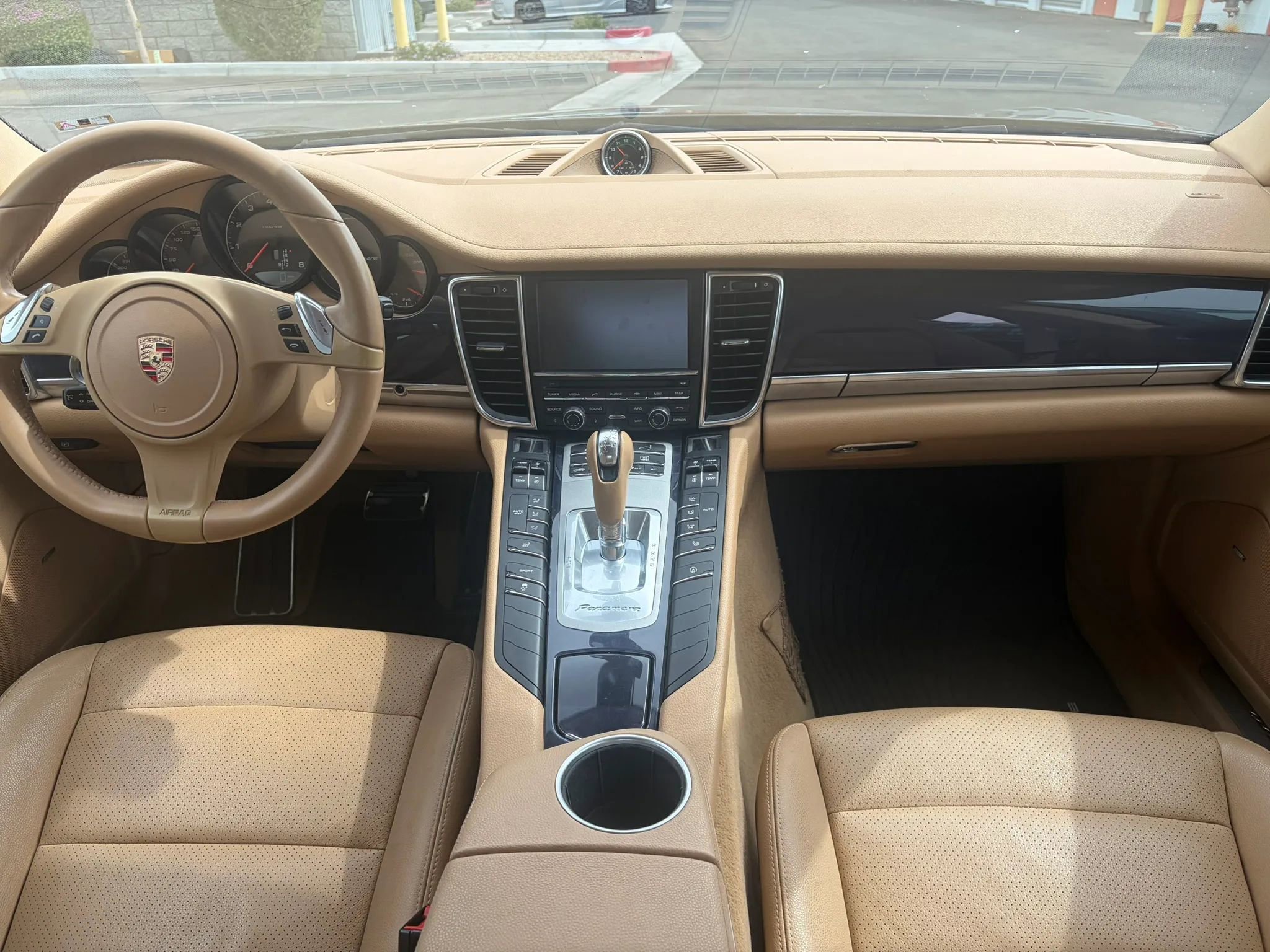 Used 2014 Porsche Panamera 4 AWD/4WD image 10