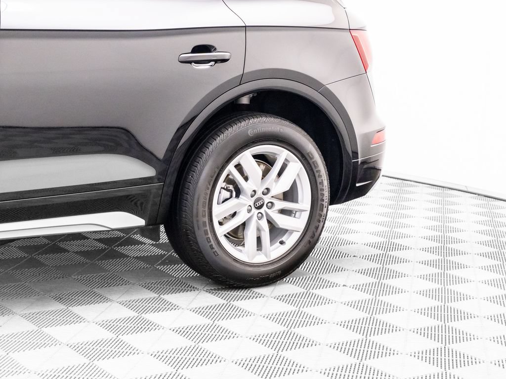 Used 2023 Audi Q5 2.0T Premium w/ Convenience Package AWD/4WD image 34