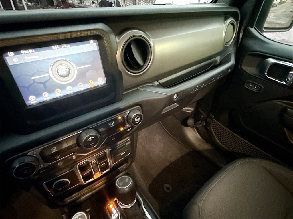 Used 2023 Jeep Wrangler Sport S image 24