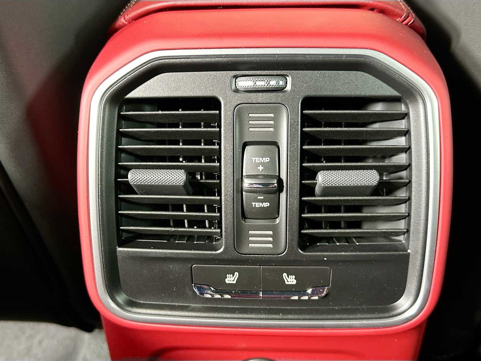 New 2025 Porsche Macan S image 26