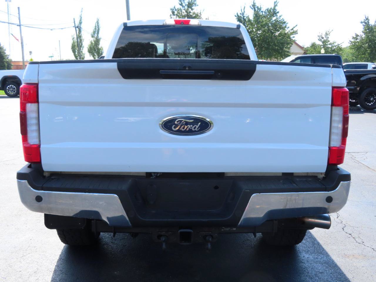 Used 2018 Ford F250 Lariat w/ Lariat Ultimate Package AWD/4WD image 5