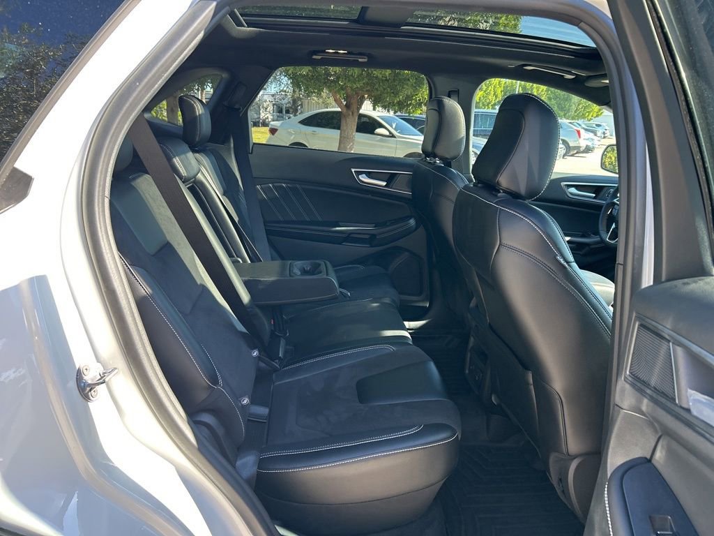 Used 2024 Ford Edge ST w/ Equipment Group 401A image 43