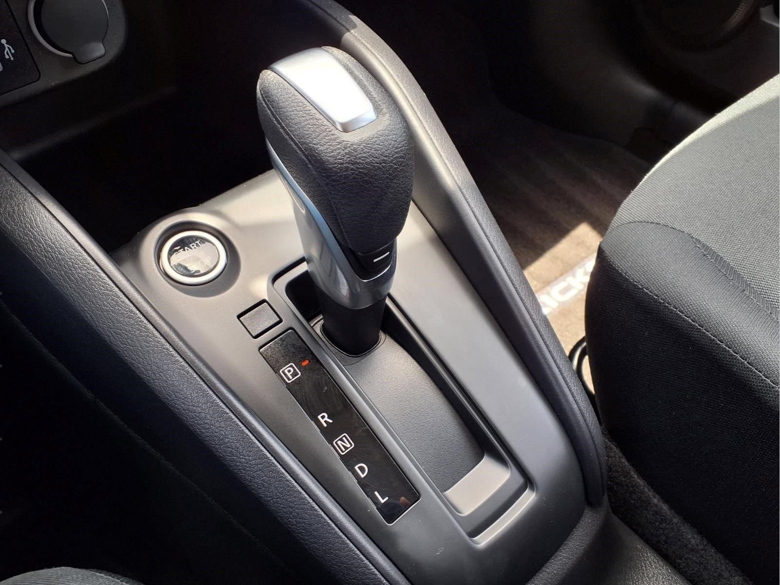 Used 2024 Nissan Kicks S FWD image 17