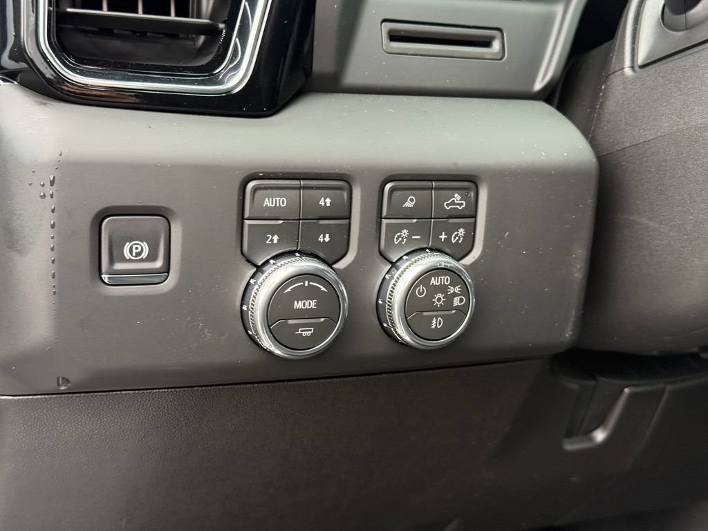 New 2026 GMC Sierra 2500 Denali AWD/4WD image 15