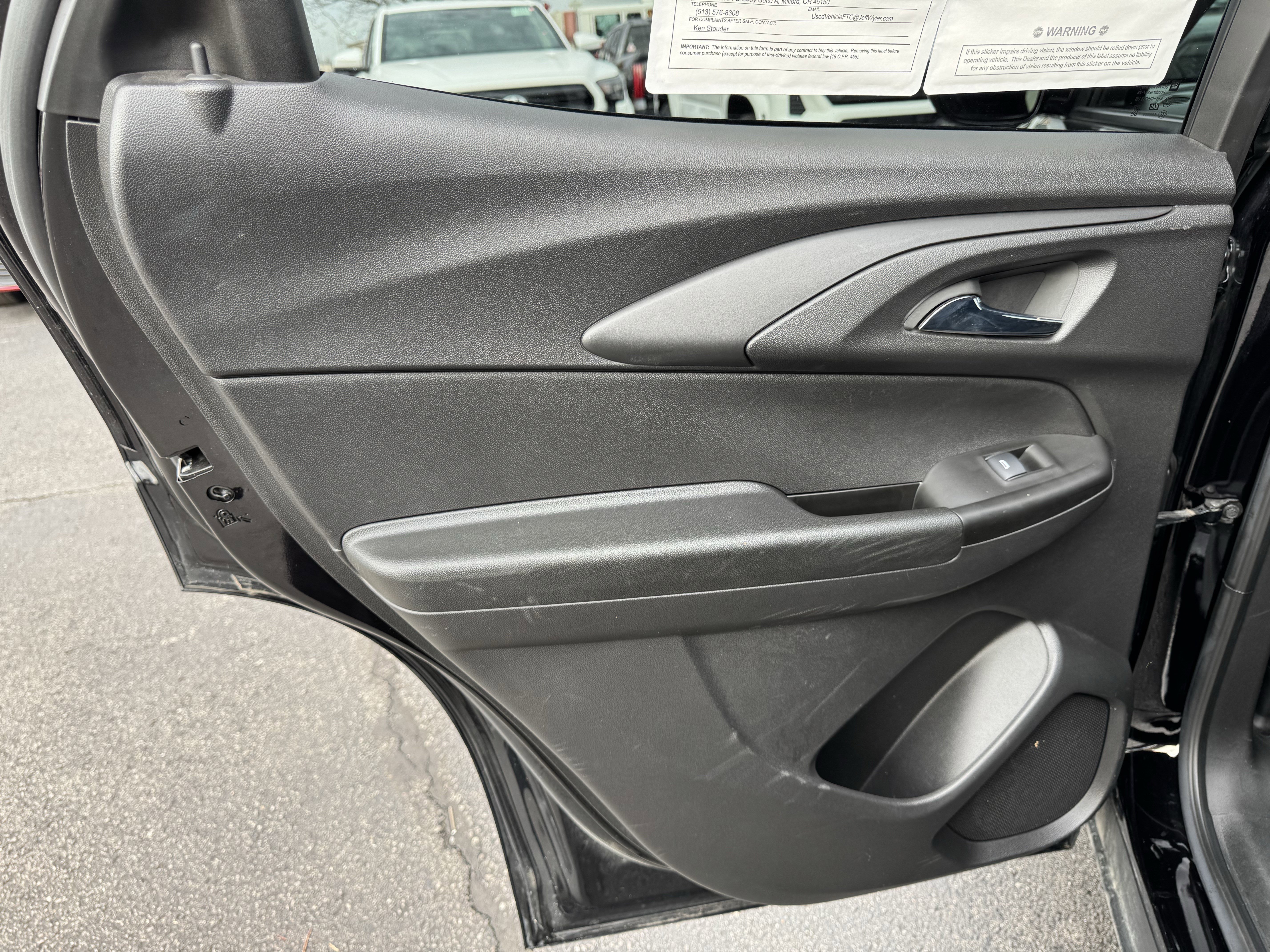 Used 2023 Chevrolet TrailBlazer RS w/ Convenience Package image 31