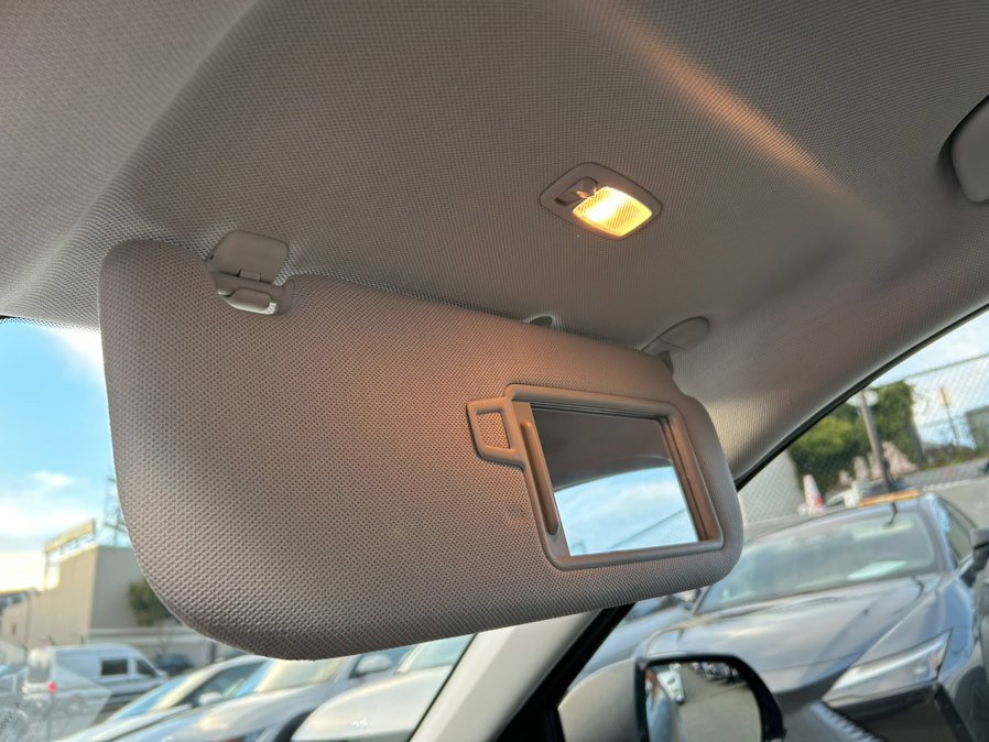 Used 2024 Hyundai Ioniq 5 Limited image 38