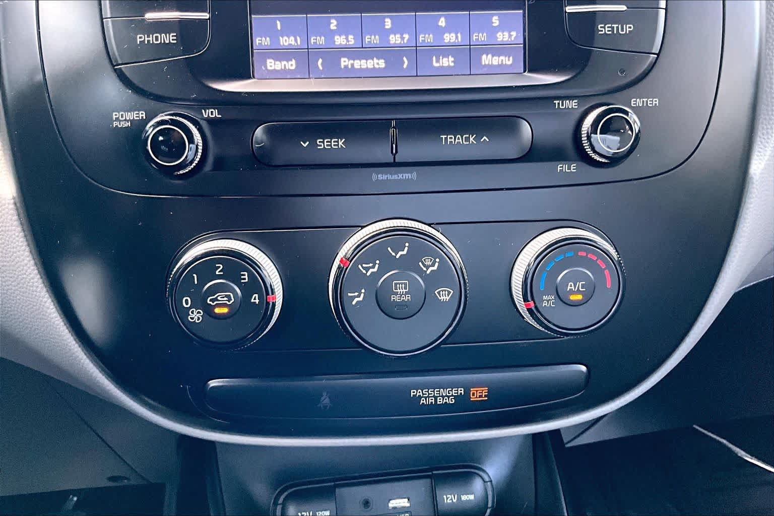 Used 2019 Kia Soul FWD image 32