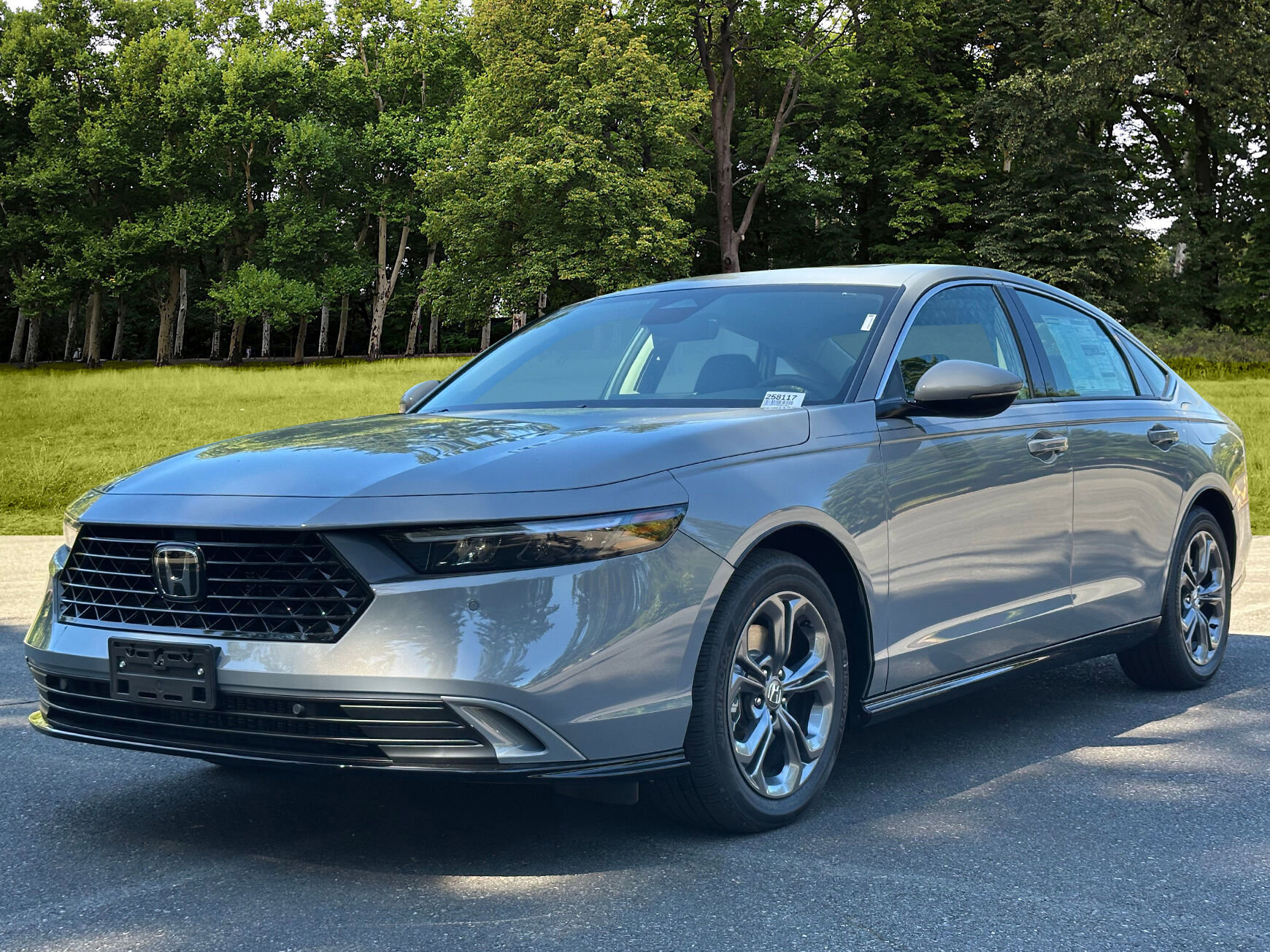 New 2025 Honda Accord EX-L image 3
