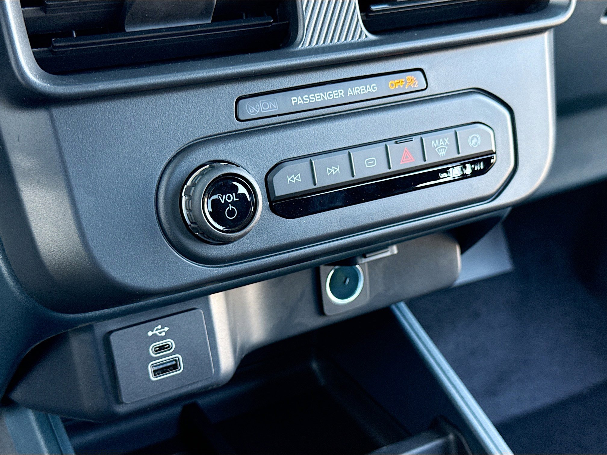 New 2026 Ford Maverick XL FWD image 10