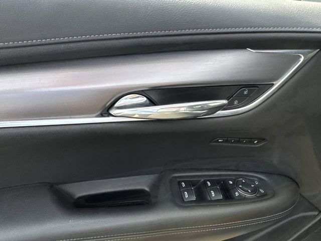 Used 2023 Cadillac XT6 Luxury image 20