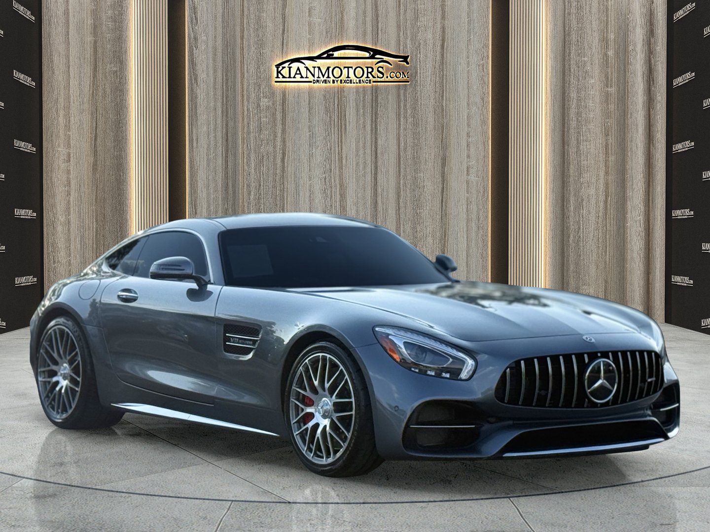 Used 2018 Mercedes-Benz AMG GT C image 1