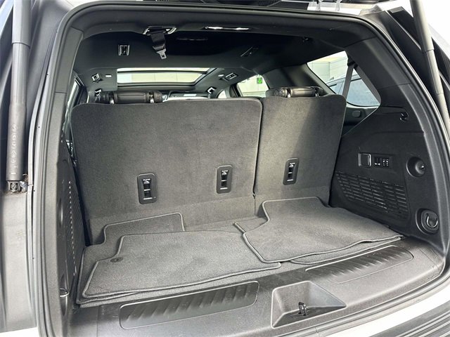 Used 2022 Chevrolet Tahoe LT w/ Luxury Package image 10