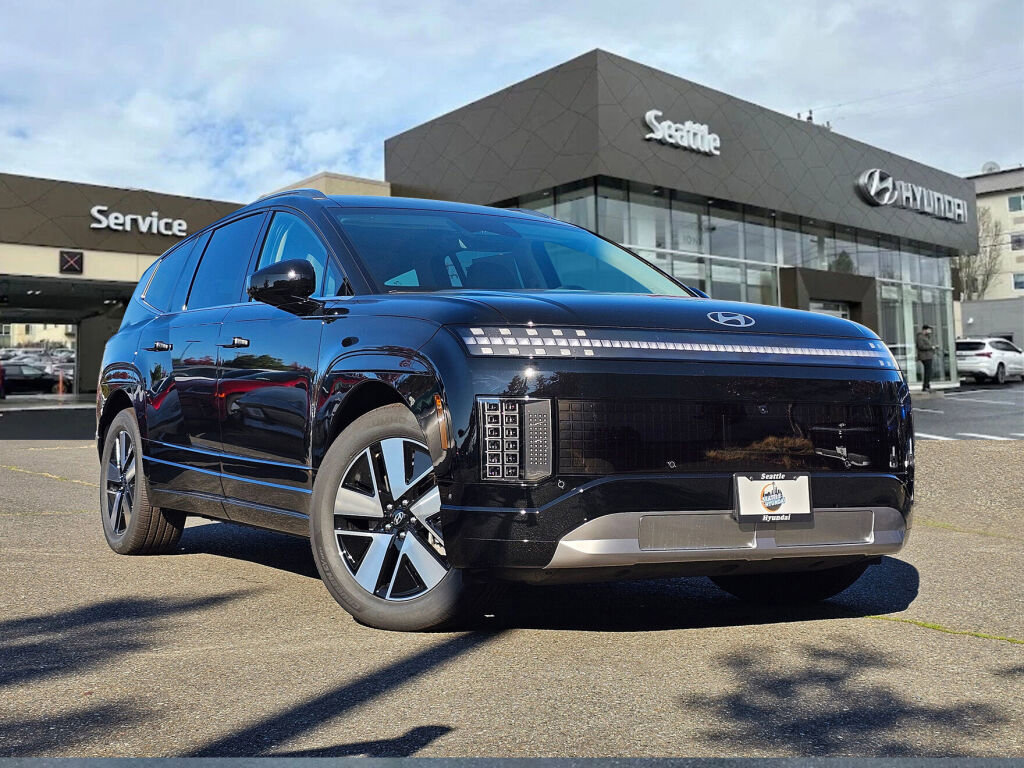 New 2026 Hyundai Ioniq 9 SEL