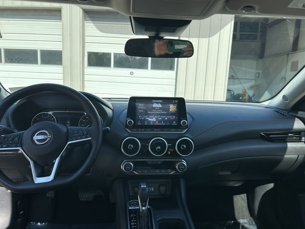Used 2025 Nissan Sentra SR image 21